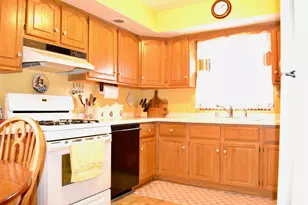 7812 47th Ave, Kenosha, WI 53142 - Photo 6