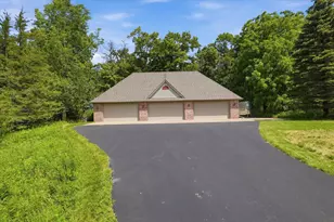 W330S1417 County Rd C, Genesee, WI 53018 - Photo 4