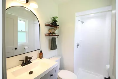 1408 W Zedler Ln, Mequon, WI 53092 - Photo 34