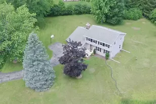 1408 W Zedler Ln, Mequon, WI 53092 - Photo 4