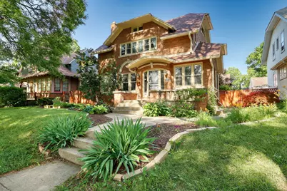 2530 N Grant Blvd, Milwaukee, WI 53210 - Photo 2