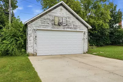 1437  Main St, Racine, WI 53182 - Photo 32