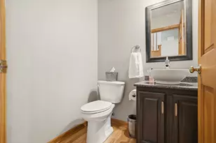 N75W29135 Pledl Ln, Merton, WI 53029 - Photo 8