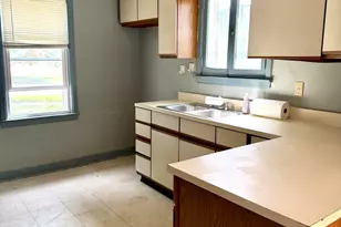 4656 N 21st St, Milwaukee, WI 53209 - Photo 10