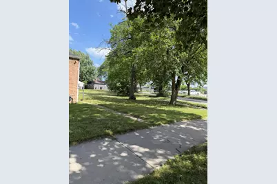 4656 N 21st St, Milwaukee, WI 53209 - Photo 4