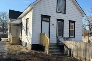 1646 Center St, Racine, WI 53403 - Photo 1