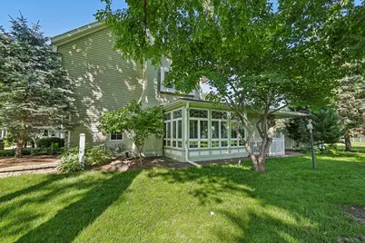 702  Glenwood Ct, Jefferson, WI 53549 - Photo 6