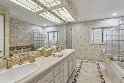 702  Glenwood Ct, Jefferson, WI 53549 - Photo 46