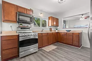 1724 Madison Ave, South Milwaukee, WI 53172 - Photo 8