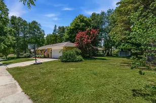 2404 Skyline Dr, West Bend, WI 53090 - Photo 34