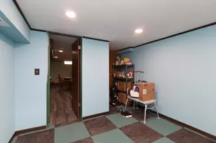 N89W15242 Cleveland Ave, Menomonee Falls, WI 53051 - Photo 28