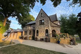 2848 N 70th St, Milwaukee, WI 53210 - Photo 2