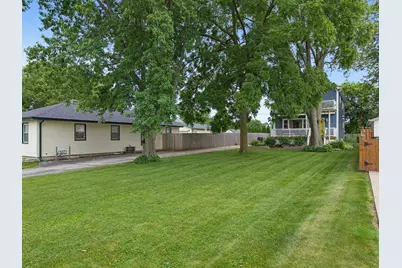 3733 E Birchwood Ave, Cudahy, WI 53110 - Photo 38
