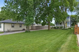 3733 E Birchwood Ave, Cudahy, WI 53110 - Photo 38