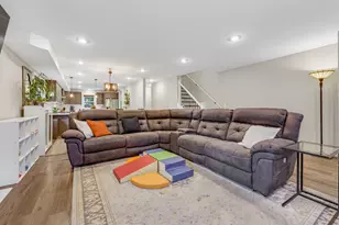3733 E Birchwood Ave, Cudahy, WI 53110 - Photo 10
