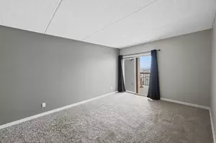333 Lake Ave, Racine, WI 53403 - Photo 22