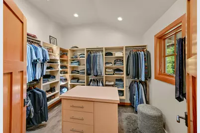 12138 N River Rd, Mequon, WI 53092 - Photo 36