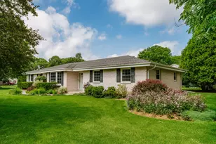 3815 Westwood Ct, Brookfield, WI 53005 - Photo 1