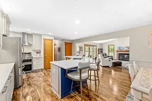 3815 Westwood Ct, Brookfield, WI 53005 - Photo 10