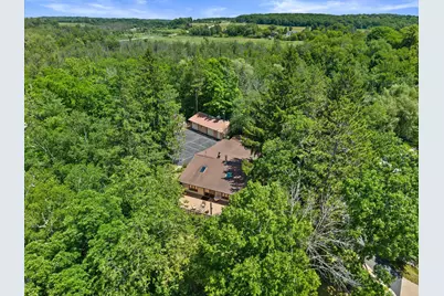 4786  Riverview Dr, Richfield, WI 53033 - Photo 48