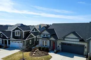 4753 S Cottage Ln, Pleasant Prairie, WI 53158 - Photo 1