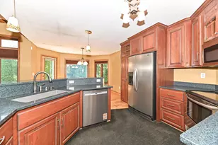422 Eastern Trail, Mukwonago, WI 53149 - Photo 18