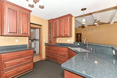 422  Eastern Trl, Mukwonago, WI 53149 - Photo 16