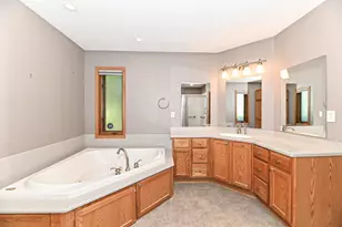 422 Eastern Trail, Mukwonago, WI 53149 - Photo 24