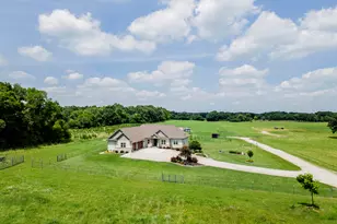 S75W35724 Wilton Rd, Eagle, WI 53119 - Photo 2