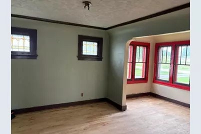 347  Speedway Ct, Slinger, WI 53086 - Photo 6