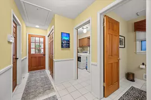 1811 W Halsey Ave, Milwaukee, WI 53221 - Photo 16