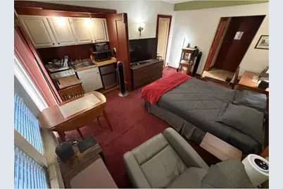 1028 E Juneau Ave #419, Milwaukee, WI 53202 - Photo 8