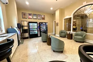 1028 E Juneau Ave, Milwaukee, WI 53202 - Photo 10