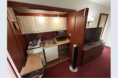 1028 E Juneau Ave #419, Milwaukee, WI 53202 - Photo 6