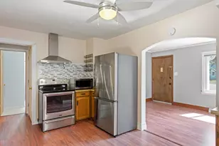 4625 N River Park Blvd, Glendale, WI 53209 - Photo 8
