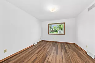 N101W15752 Council Bluffs Dr, Germantown, WI 53022 - Photo 12