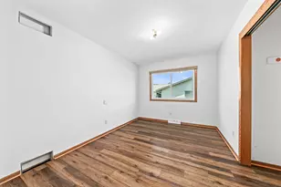 N101W15752 Council Bluffs Dr, Germantown, WI 53022 - Photo 10