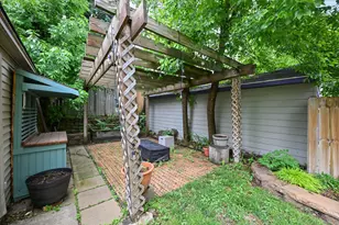 2547 S Howell Ave, Milwaukee, WI 53207 - Photo 36