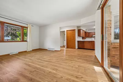 364  Robins Run, Burlington, WI 53105 - Photo 22