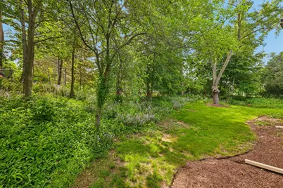 364  Robins Run, Burlington, WI 53105 - Photo 14