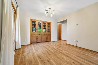 364  Robins Run, Burlington, WI 53105 - Photo 16