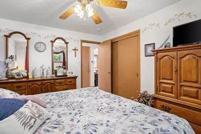2821 S 18th St, Sheboygan, WI 53081 - Photo 8