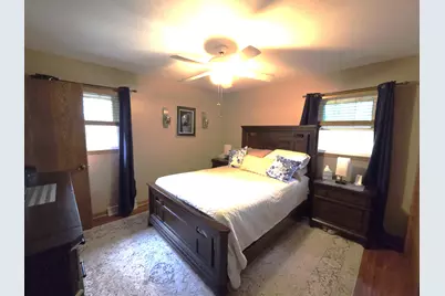 9395 S Burrell St, Oak Creek, WI 53154 - Photo 26
