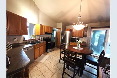 9395 S Burrell St, Oak Creek, WI 53154 - Photo 22