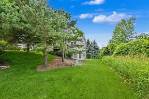 N59W17730 Meadow Ct, Menomonee Falls, WI 53051 - Photo 36