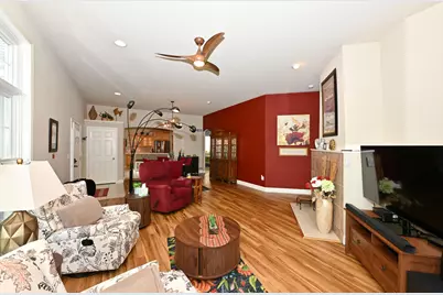 N59W17730  Meadow Ct, Menomonee Falls, WI 53051 - Photo 8