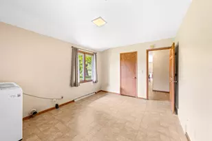 201 Roberts Dr, Mukwonago, WI 53149 - Photo 24