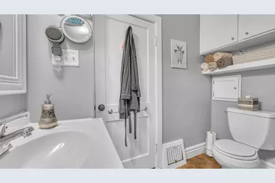 1631  Blocki Ct, Sheboygan, WI 53081 - Photo 8