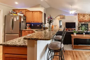 8160 S Lakeview Dr, Franklin, WI 53132 - Photo 26