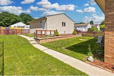 2549 S 63rd St, Milwaukee, WI 53219 - Photo 22
